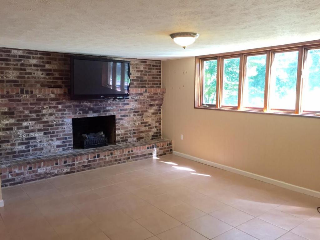 121 Montezuma Road Kingsport, TN 37664 - Photo 5 of 15 Photo 5