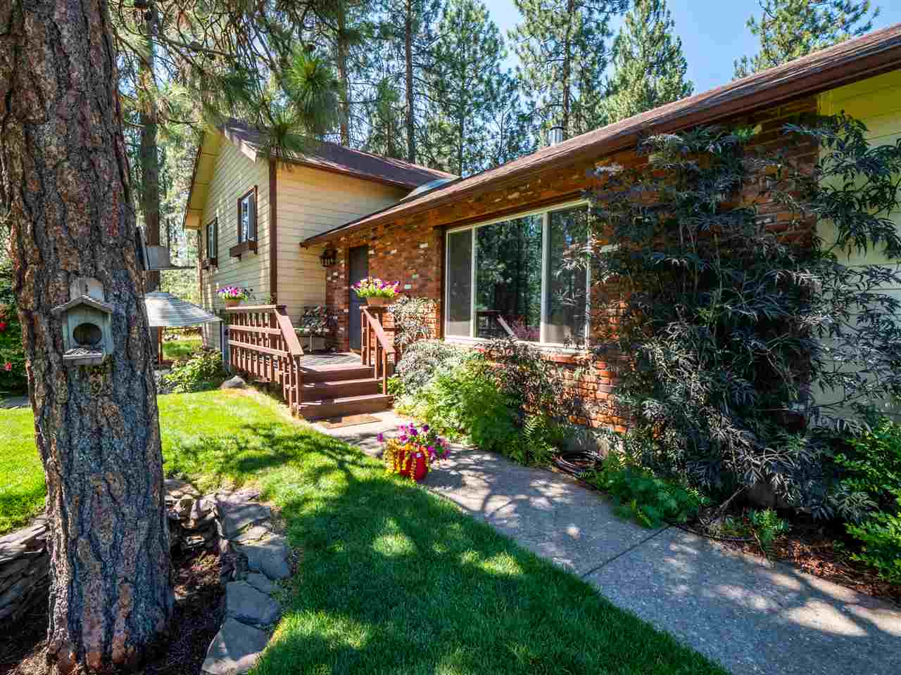 5022 West Thorpe Road Spokane, WA 99224 - Photo 2 of 30