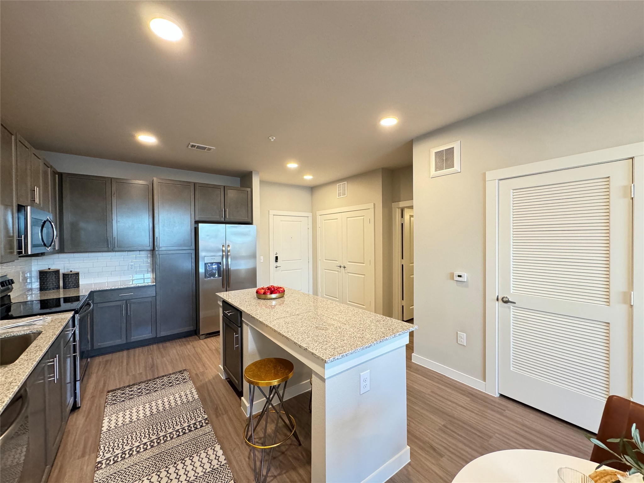 18300 Marvelous Place, Unit A1 925 Cypress, TX 77433 - Photo 2 of 8