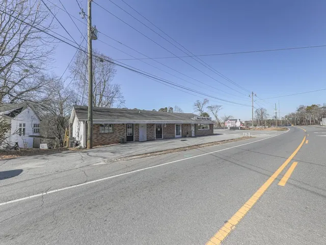 $575,000 | 2037 Marietta Highway, Canton, GA 30114