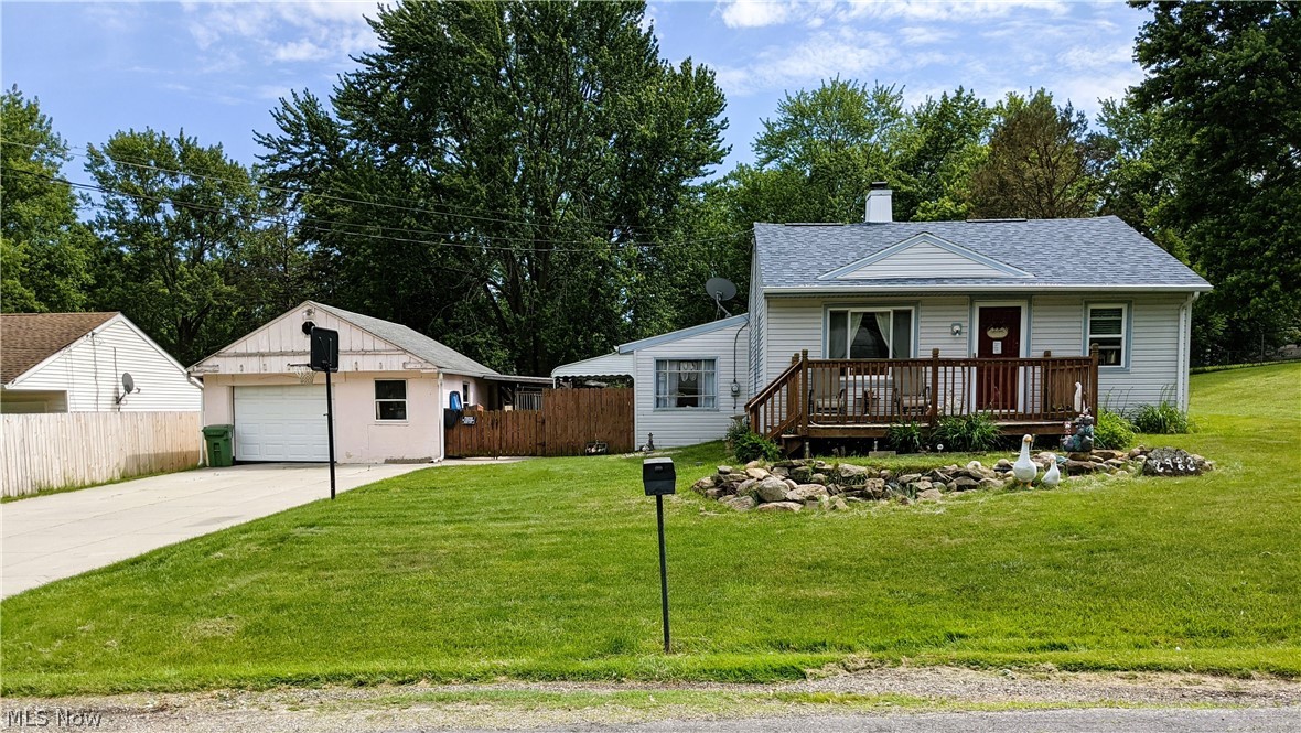 2982 Pepperhill Road Akron, OH 44312 - Photo 1 of 32 Gallery Image 1