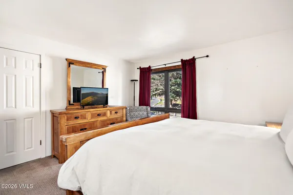 $965,000 | 963 Lions Ridge Loop, Unit 502, Vail, CO 81657