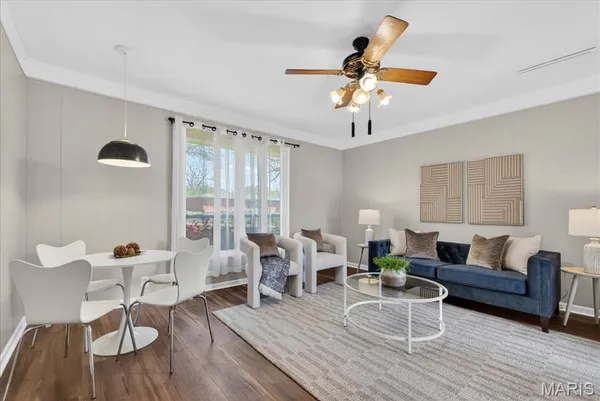 $335,000 | 1 Seawood Court, St. Louis, MO 63146