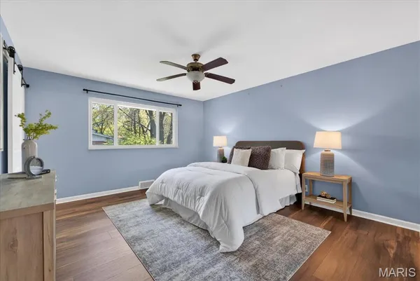 $335,000 | 1 Seawood Court, St. Louis, MO 63146