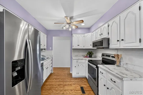$335,000 | 1 Seawood Court, St. Louis, MO 63146