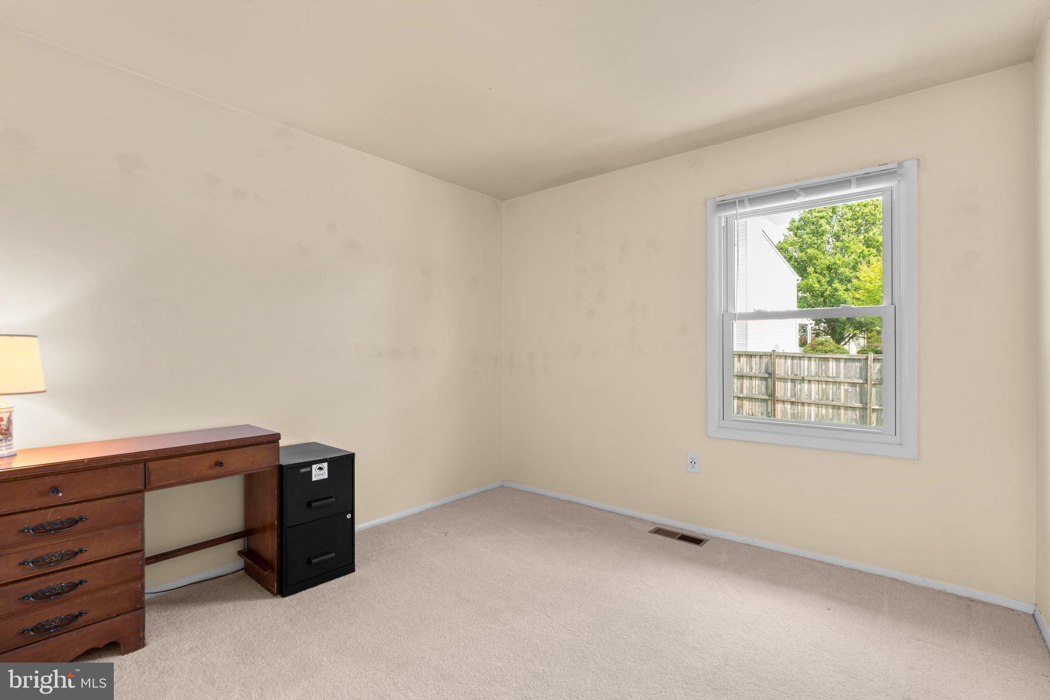 737 Chapelgate Drive Odenton, MD 21113 - Photo 17 of 31 Bedroom 2