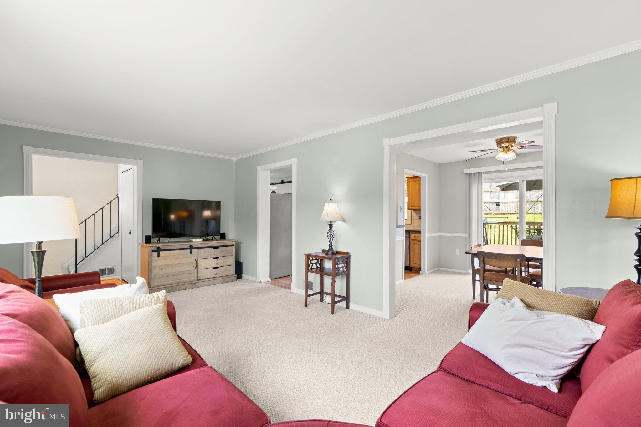 737 Chapelgate Drive Odenton, MD 21113 - Photo 6 of 31