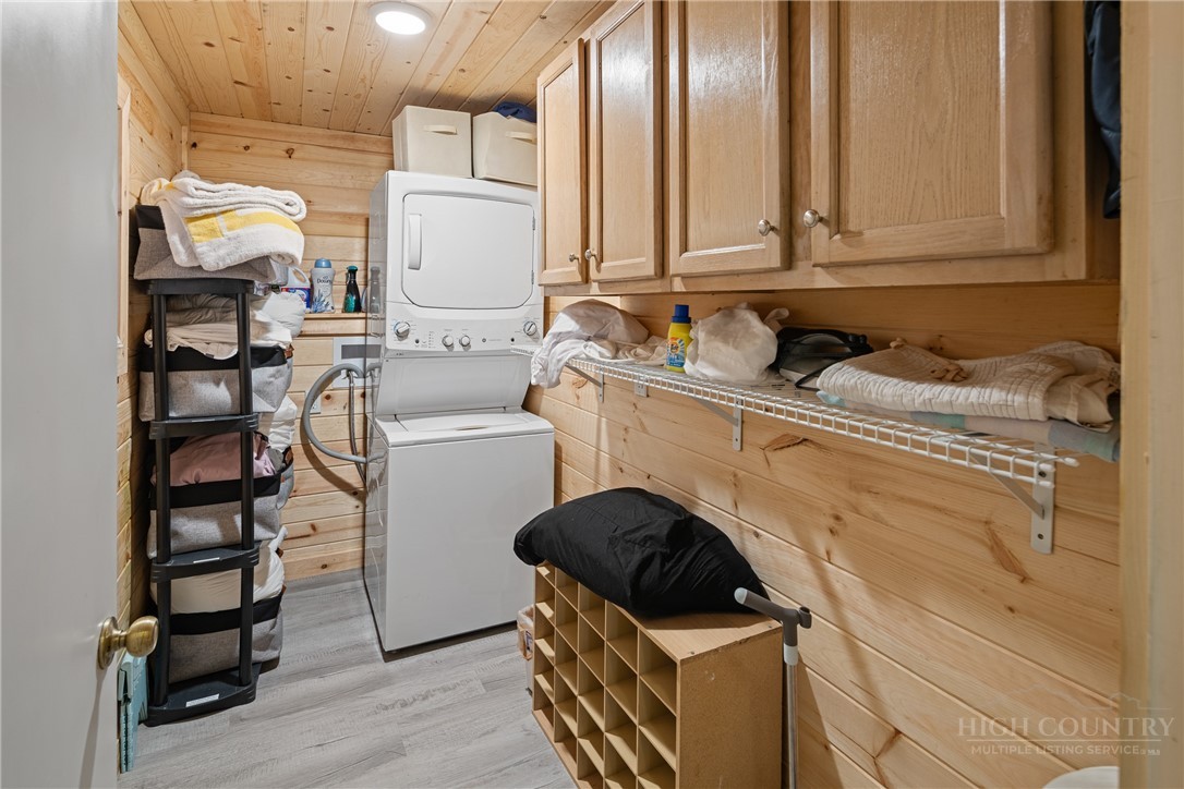 458 Windridge Road Newland, NC 28657 - Photo 25 of 30