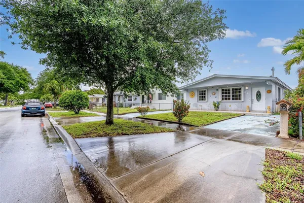 $630,000 | 847 West 34th Street, Hialeah, FL 33012