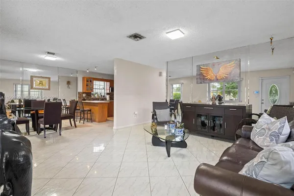 $630,000 | 847 West 34th Street, Hialeah, FL 33012
