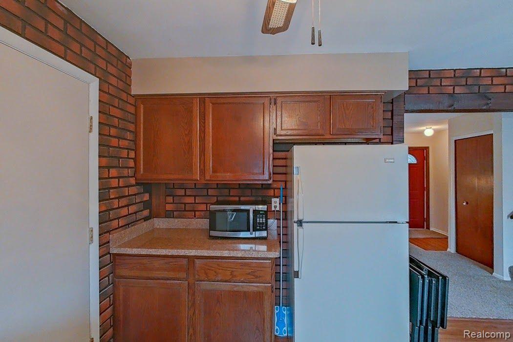 9343 White Lake Road Fenton, MI 48430 - Photo 10 of 26 Gallery Image 10