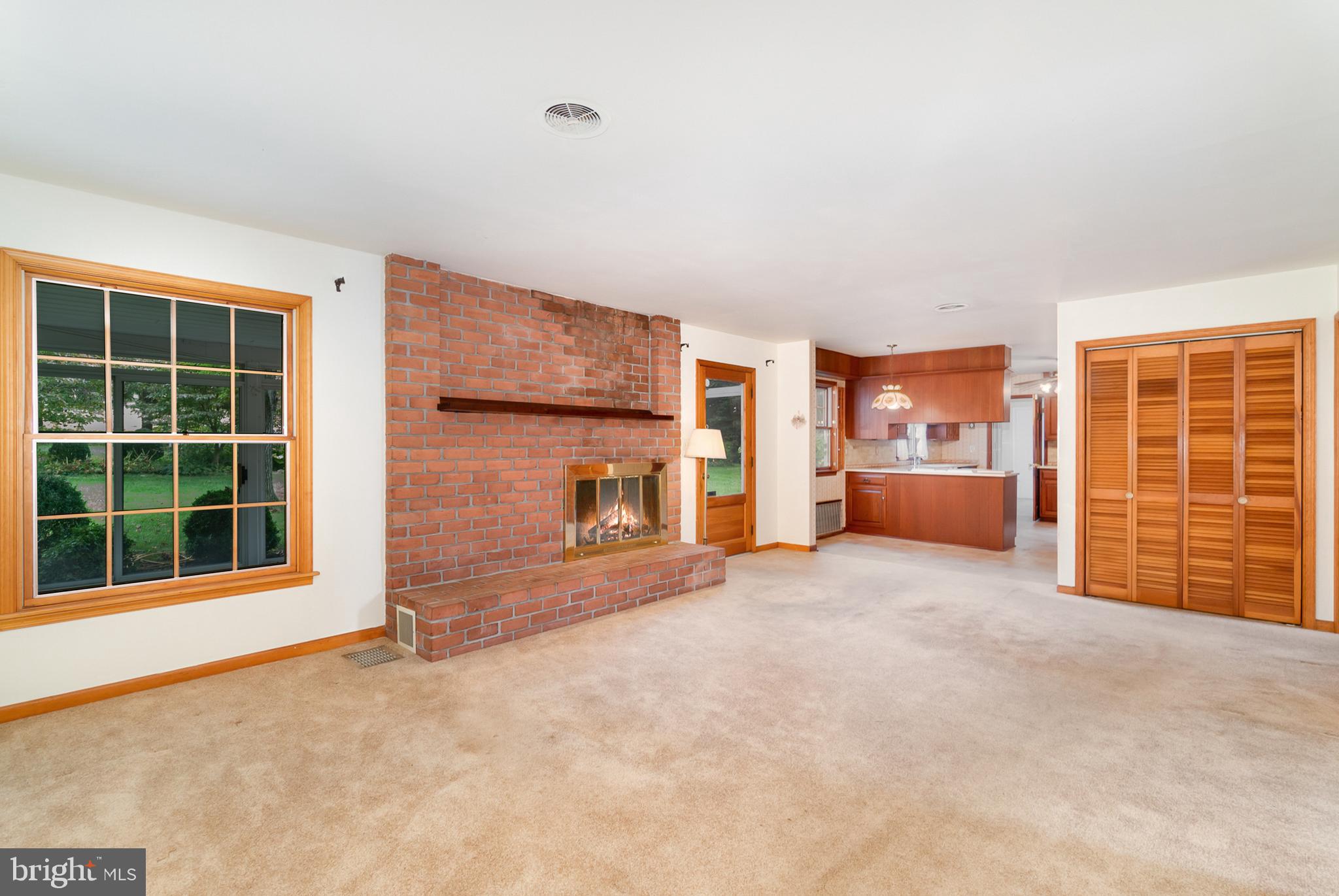 1193 Long Valley Road Westminster, MD 21158 - Photo 20 of 40 Family room with wood burning fireplace