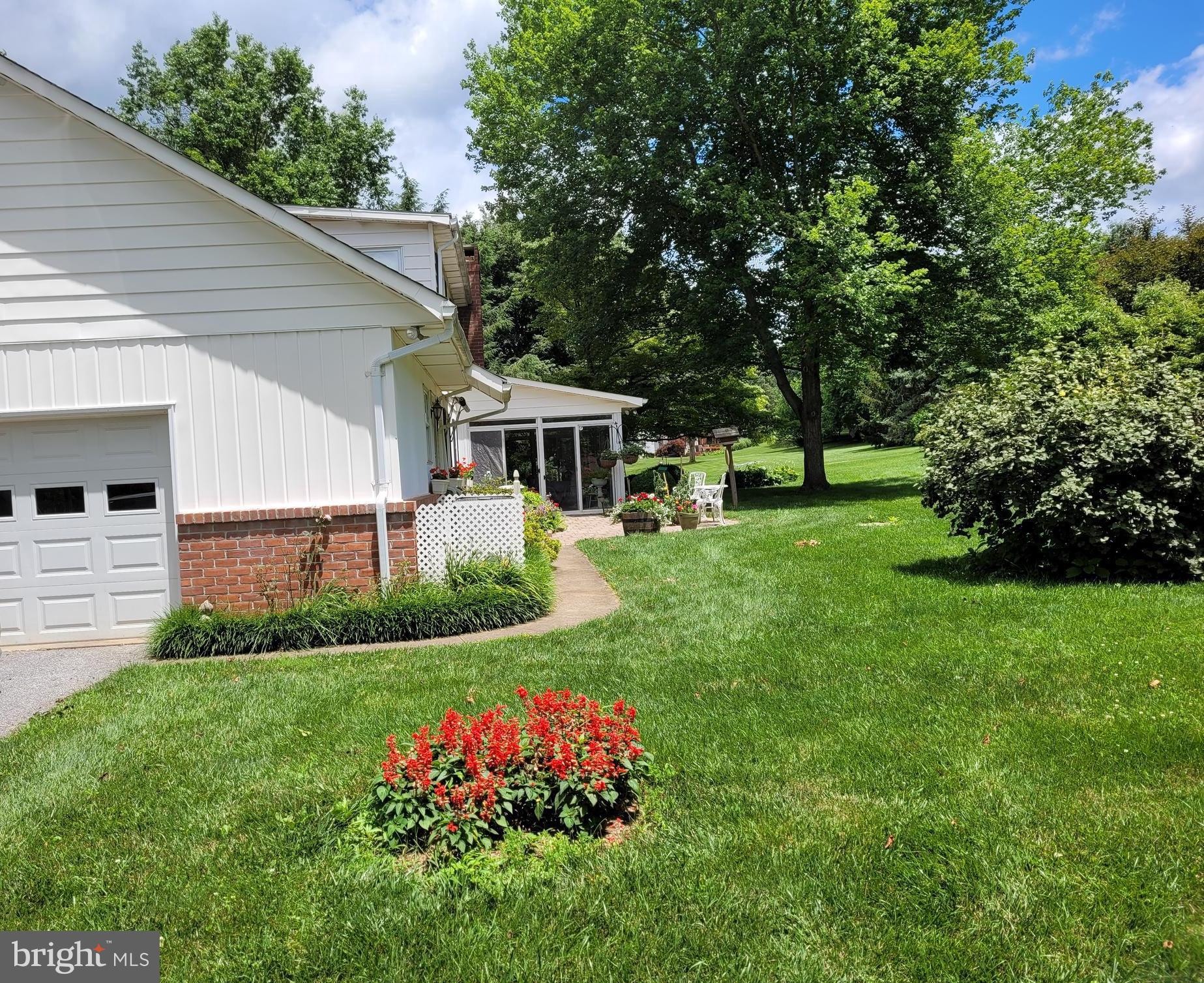 1193 Long Valley Road Westminster, MD 21158 - Photo 4 of 40 View from driveway to back of house