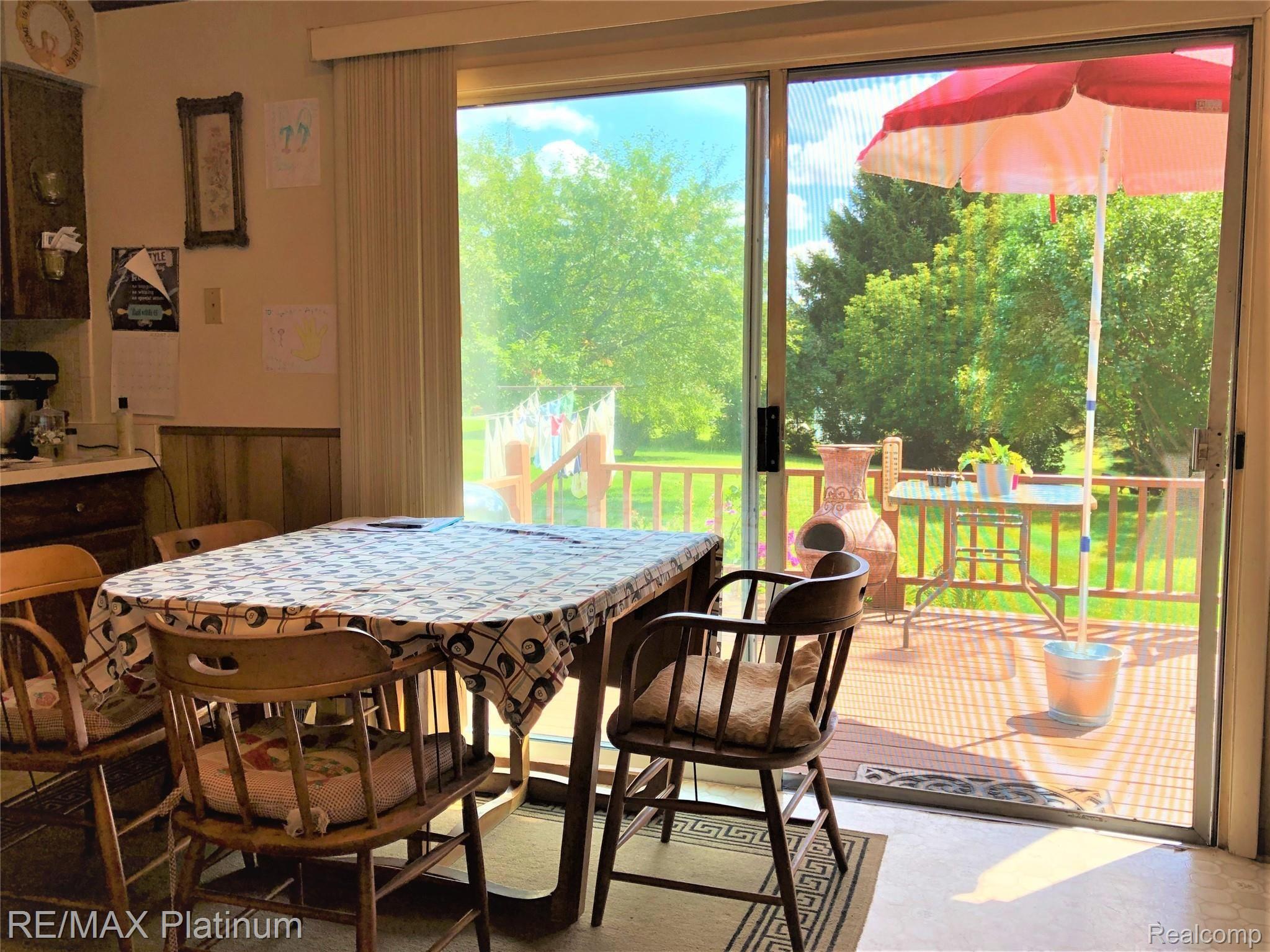 5625 Richardson Road Howell, MI 48843 - Photo 4 of 22 Dining Area