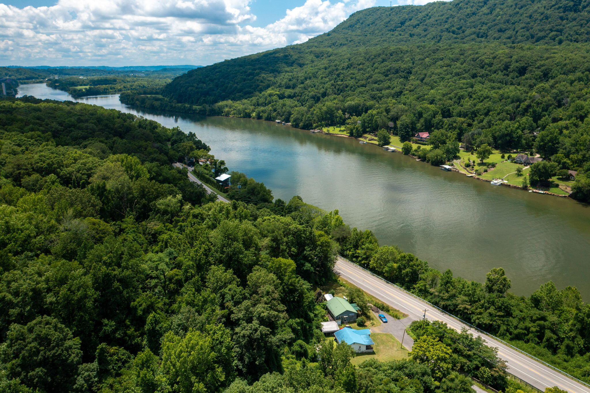 1885 Suck Creek Road Chattanooga, TN 37405 - Photo 13 of 26 34-web-or-mls-DJI_0669-4-4