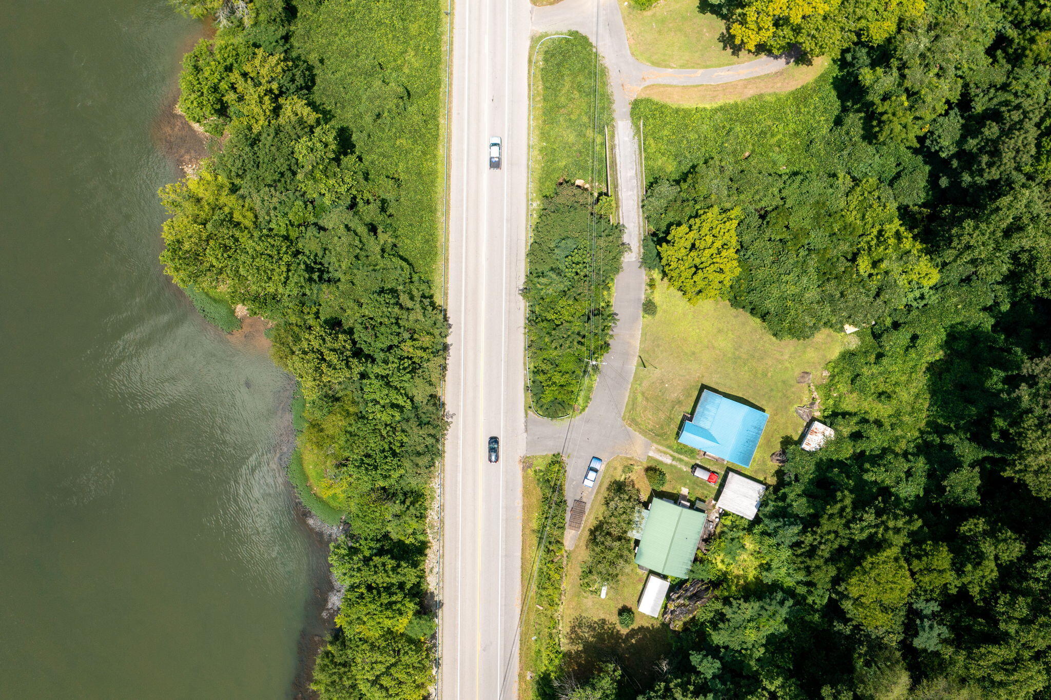 1885 Suck Creek Road Chattanooga, TN 37405 - Photo 14 of 26 35-web-or-mls-DJI_0670-5-5