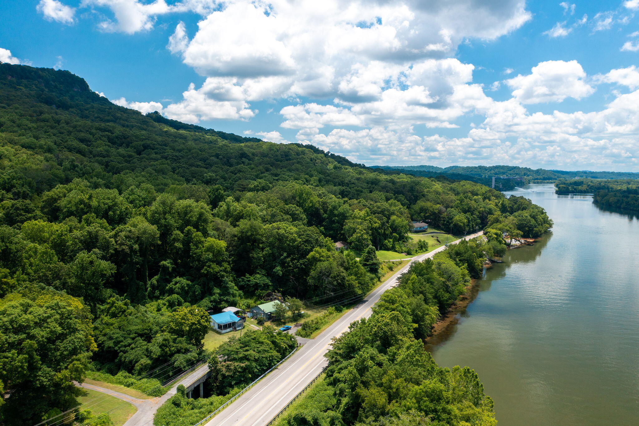 1885 Suck Creek Road Chattanooga, TN 37405 - Photo 10 of 26 31-web-or-mls-DJI_0666-1-1