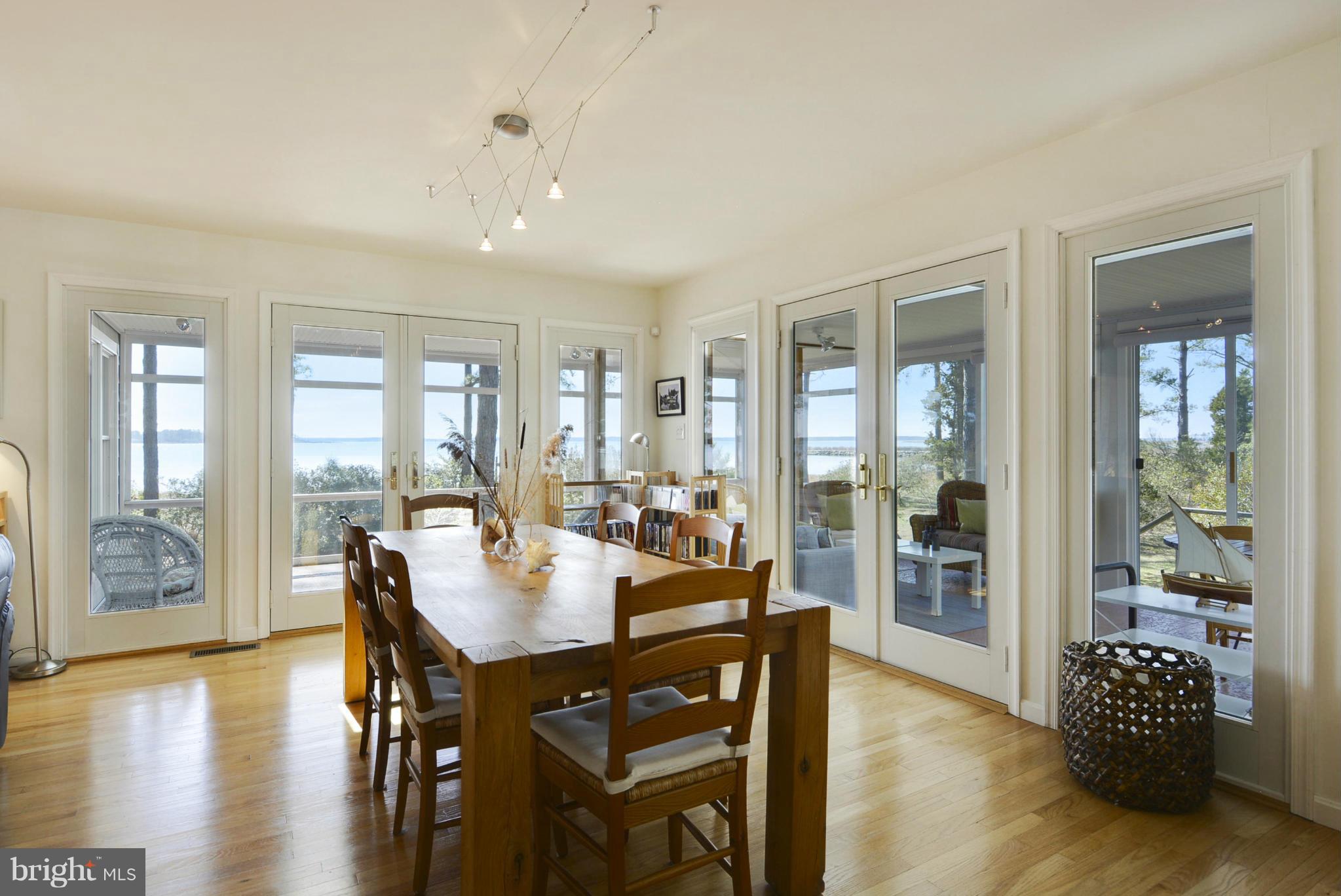 5300 Ross Neck Road Cambridge, MD 21613 - Photo 17 of 30 Dining Room