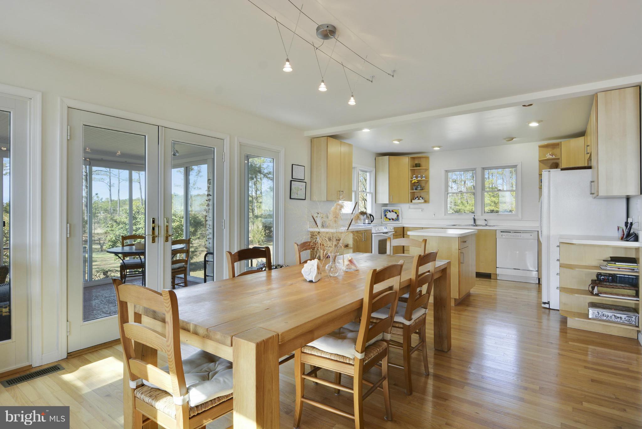 5300 Ross Neck Road Cambridge, MD 21613 - Photo 18 of 30 Dining Room