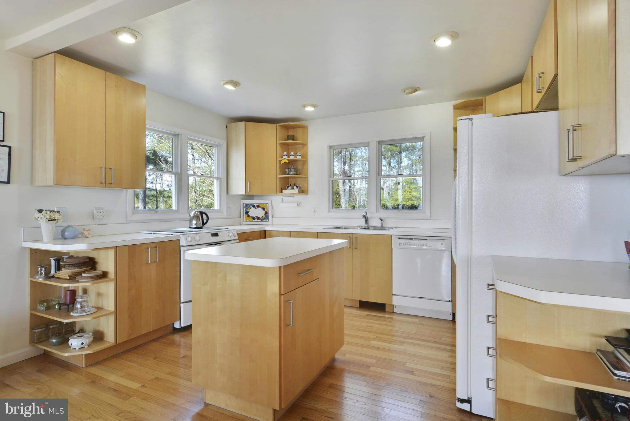 5300 Ross Neck Road Cambridge, MD 21613 - Photo 19 of 30 Kitchen