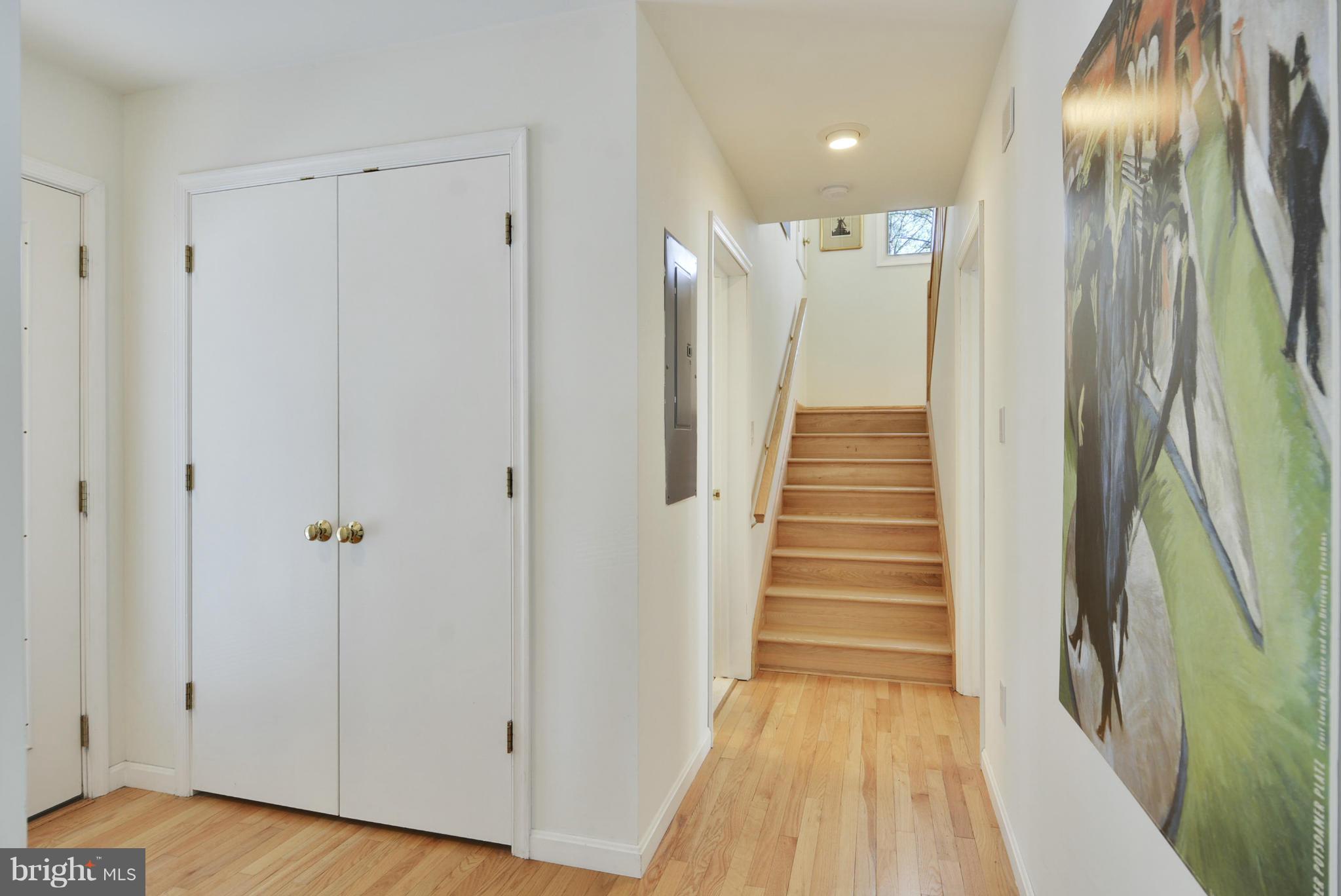 5300 Ross Neck Road Cambridge, MD 21613 - Photo 24 of 30 Foyer / Hall to second floor