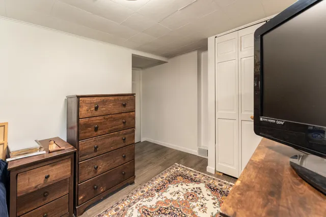 $450,000 | 3300 Ellenboro Drive, Troy, MI 48083