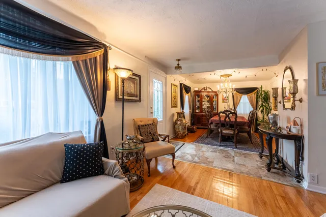 $450,000 | 3300 Ellenboro Drive, Troy, MI 48083