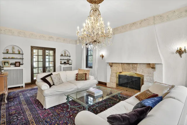 $1,475,000 | 4447 Dupont Avenue South, Minneapolis, MN 55419