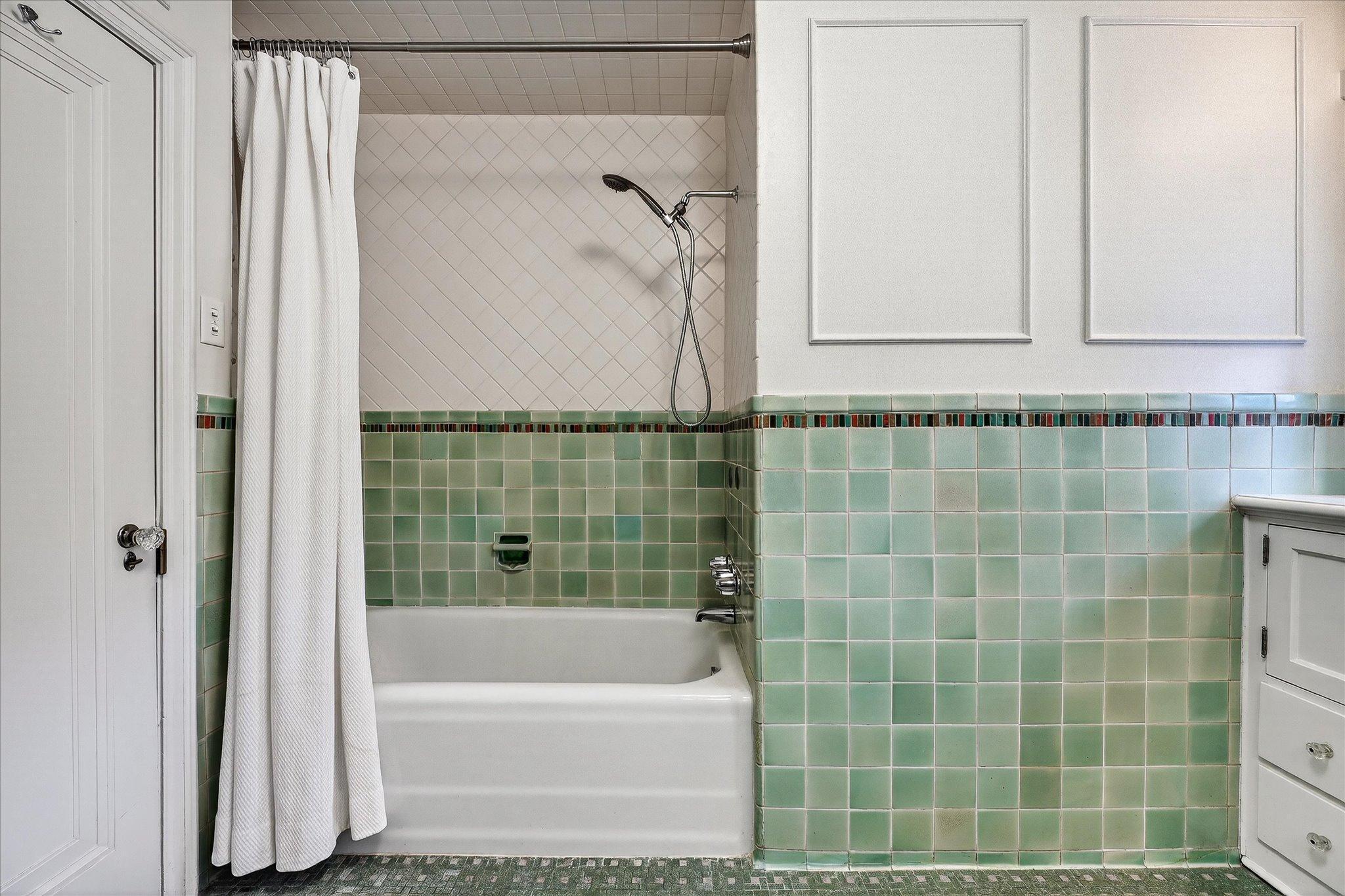 4447 Dupont Avenue South Minneapolis, MN 55419 - Photo 45 of 66