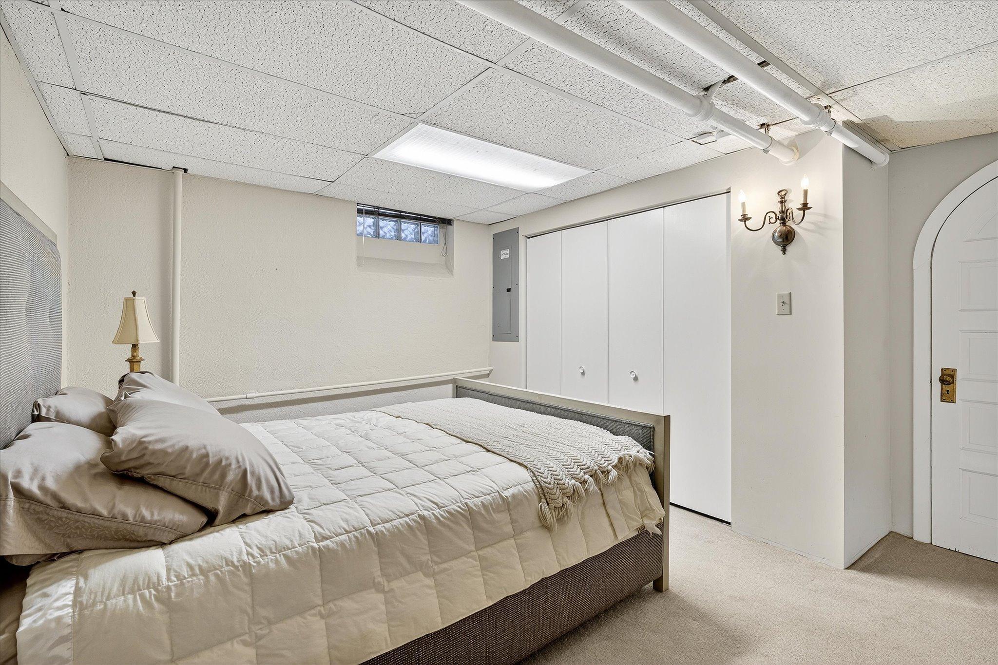 4447 Dupont Avenue South Minneapolis, MN 55419 - Photo 53 of 66