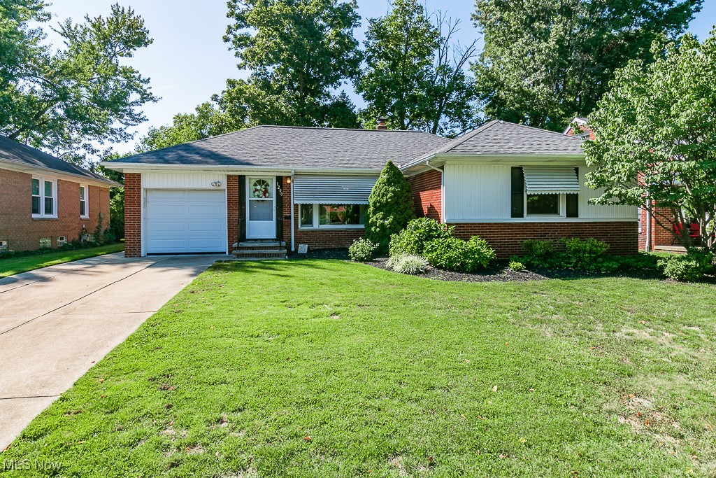 1200 Blanchester Road Lyndhurst, OH 44124 - Photo 1 of 22