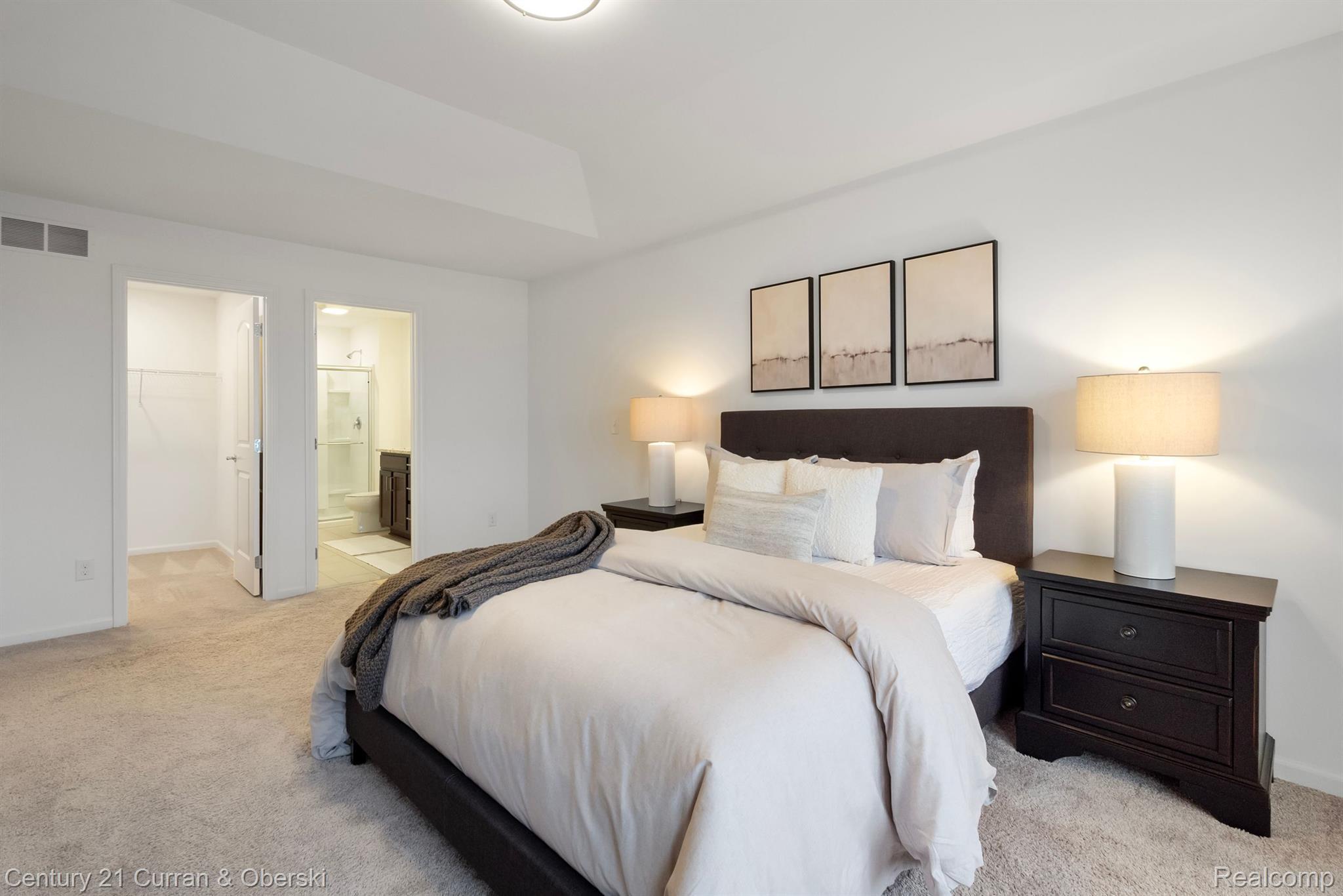 49513 Cherry Hill Road Canton, MI 48188 - Photo 17 of 37 Gallery Image 17
