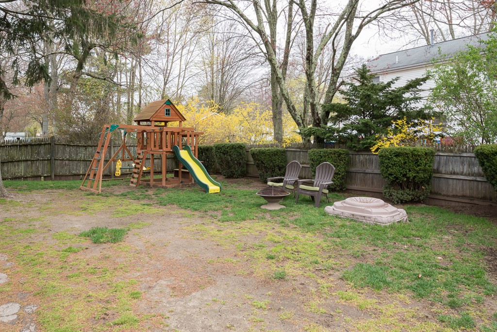 214 Durbeck Road Rockland, MA 02370 - Photo 23 of 27 Gallery Image 23