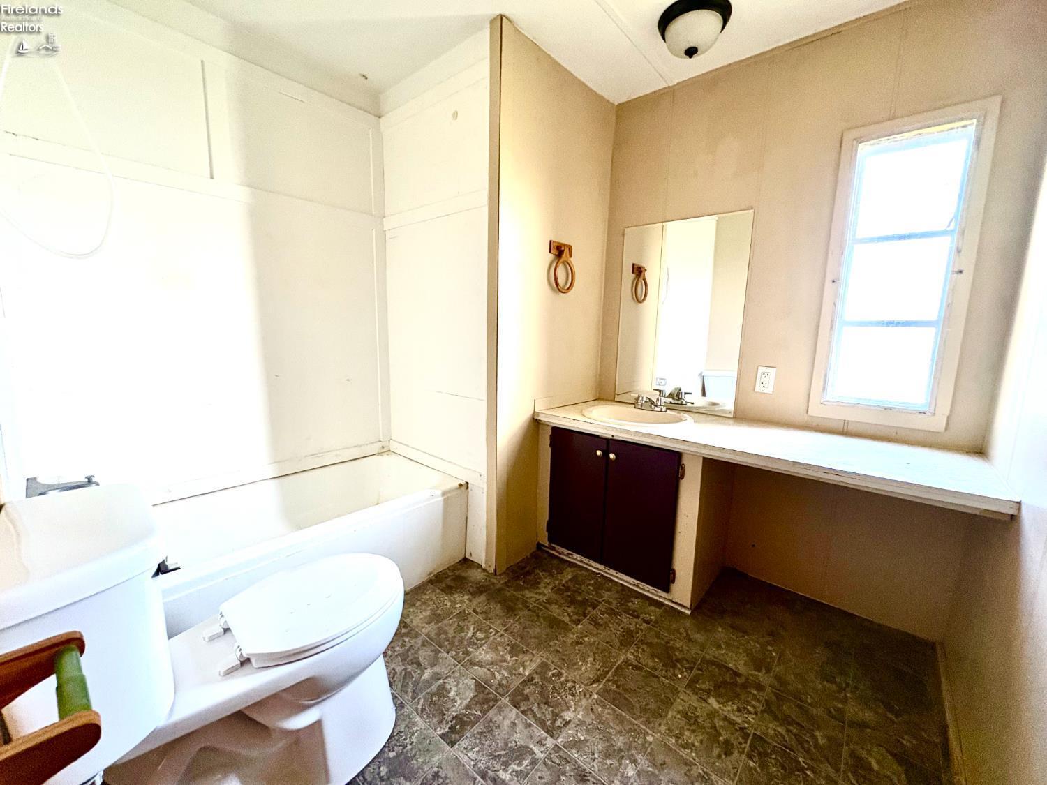 1121 Clayberg Road, Unit 75 Greenwich, OH 44837 - Photo 6 of 7 Gallery Image 6