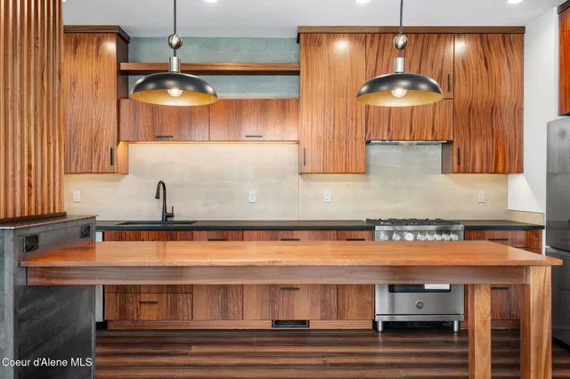 $3,250,000 | 1770 Garfield Bay Road, Sagle, ID 83860