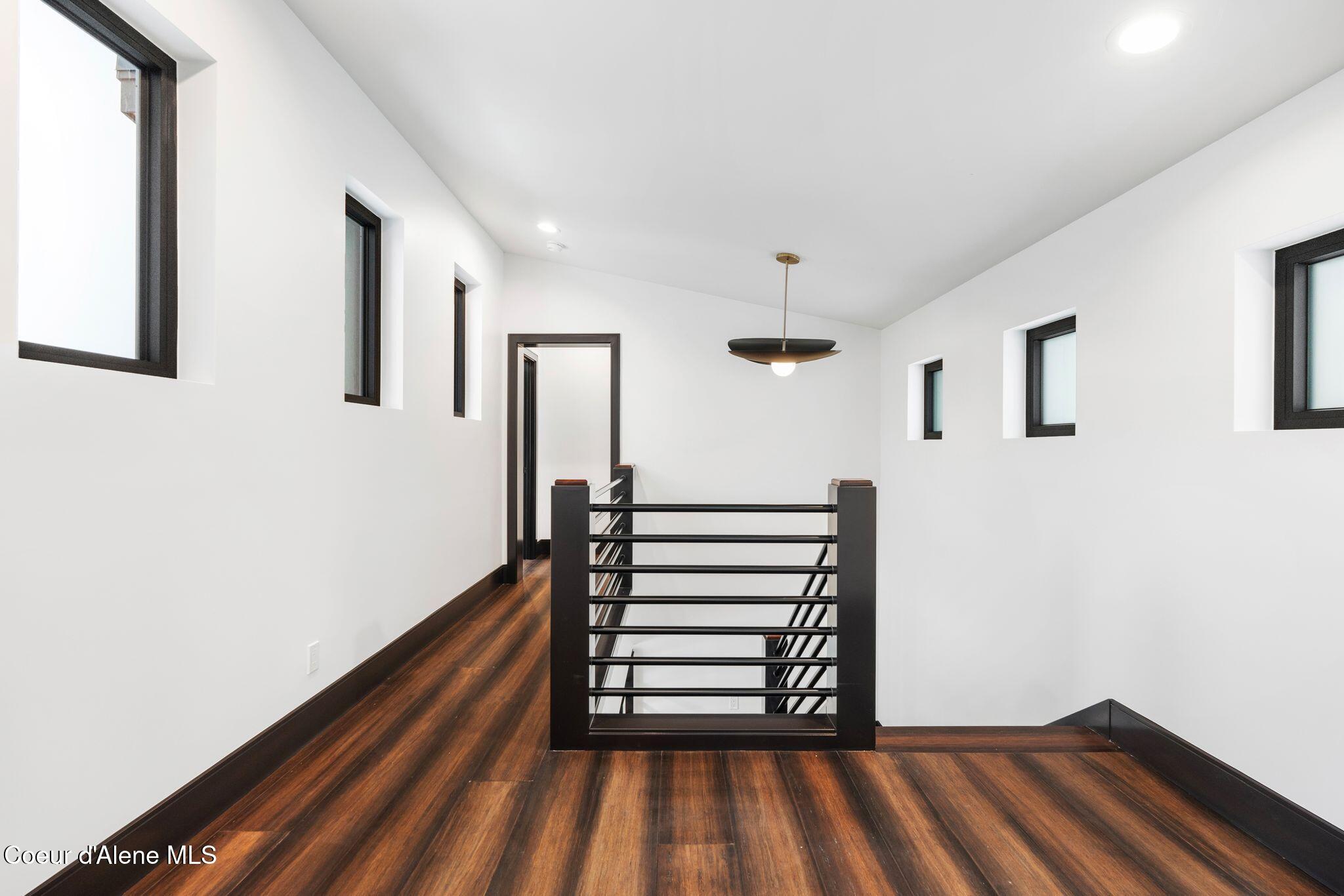 1770 Garfield Bay Road Sagle, ID 83860 - Photo 41 of 100 34_A7408864