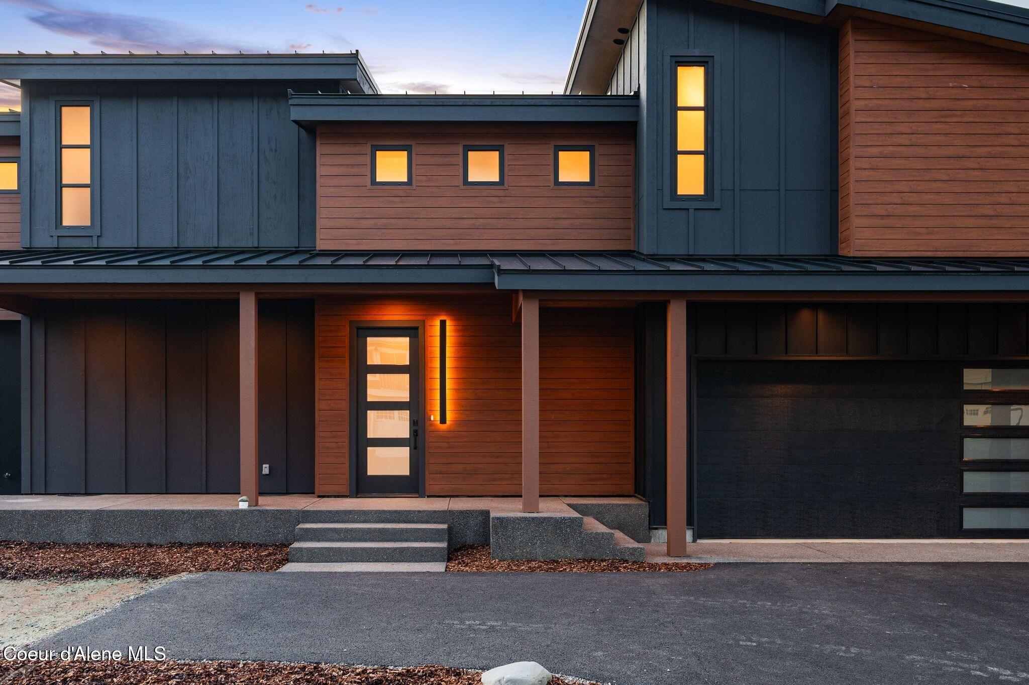 1770 Garfield Bay Road Sagle, ID 83860 - Photo 5 of 100 52_A7409442