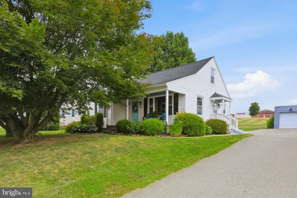 $250,000 | 51 South Main Street, East Prospect, PA 17368