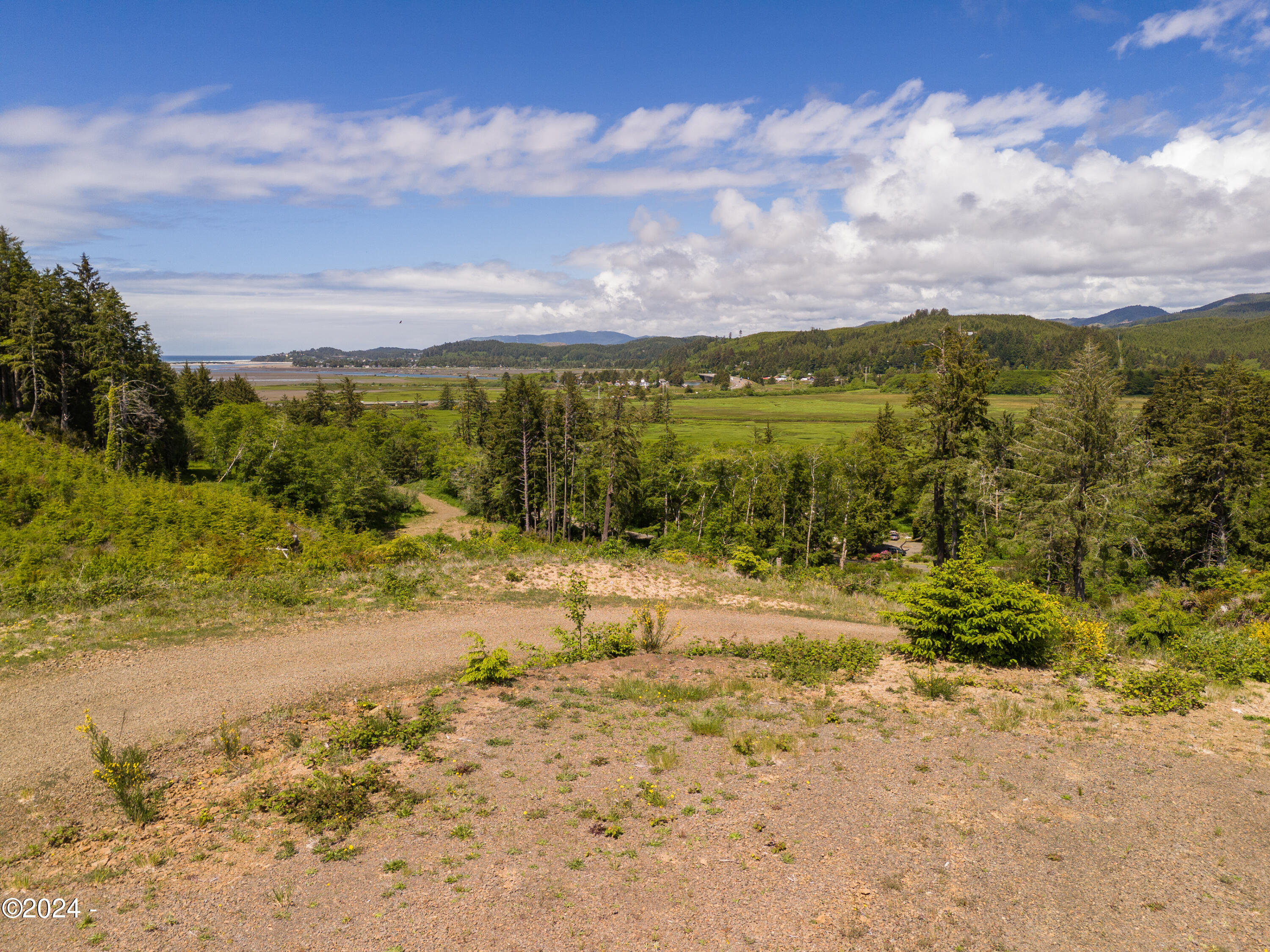 1200 South Immonen Road Gleneden Beach, OR 97388 - Photo 10 of 13 DJI_20240529143057_0044_D