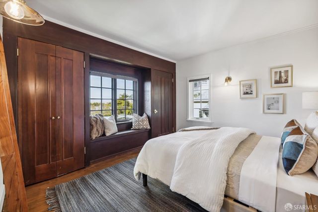 a view of house with a yard