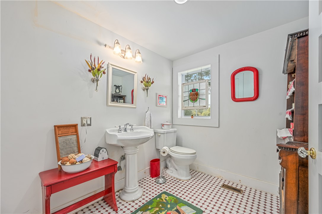 313 Enid Road Jefferson, NY 12093 - Photo 28 of 48