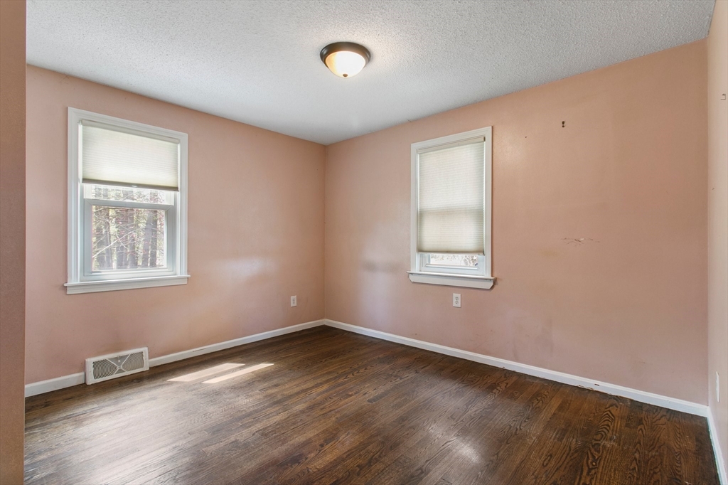 494 Tiffany Street Springfield, MA 01108 - Photo 20 of 40 an empty room with a window