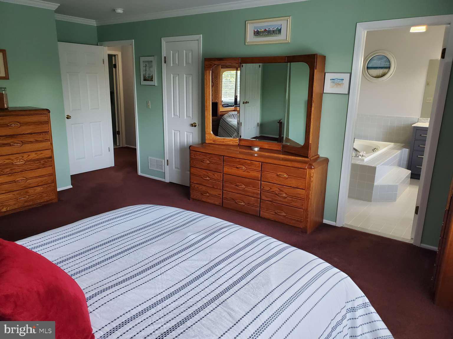 7 Buck Road Hamilton, NJ 08620 - Photo 10 of 25