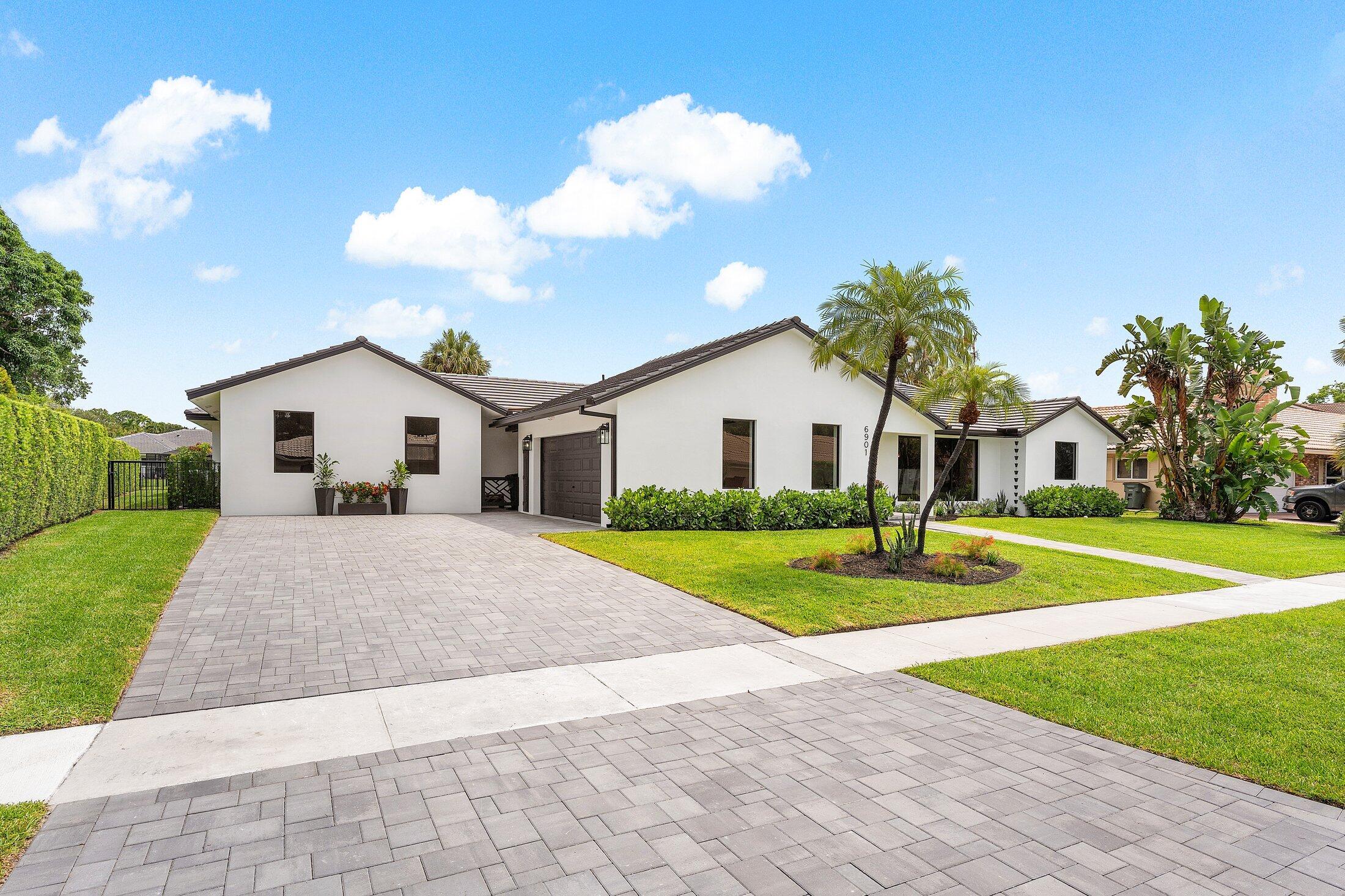 6901 Giralda Circle Boca Raton, FL 33433 - Photo 3 of 83 6901GiraldaCircle-BocaRaton-FL-33433