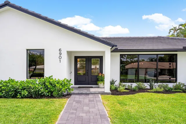 a vase of flowers sitting on a table