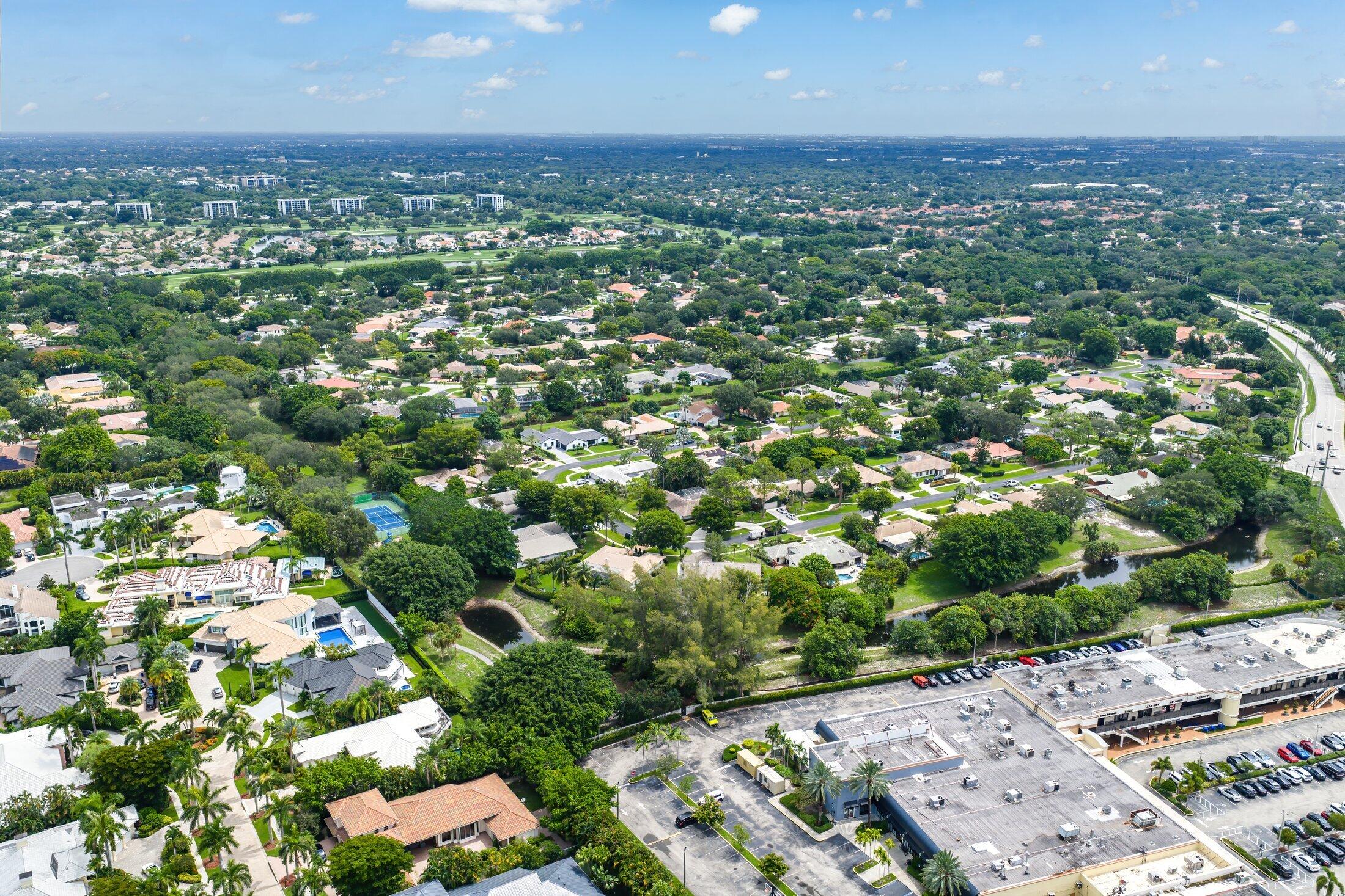 6901 Giralda Circle Boca Raton, FL 33433 - Photo 83 of 83 an aerial view of multiple house