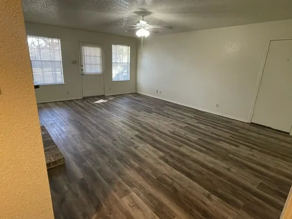 $1,495 | 509 Hedgewood Drive, Georgetown, TX 78628