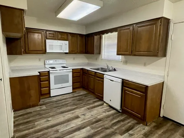 $1,495 | 509 Hedgewood Drive, Georgetown, TX 78628