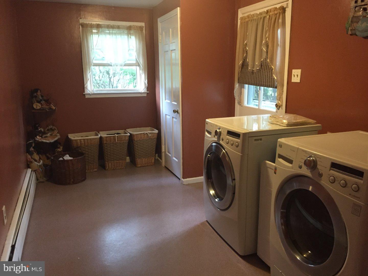 180 Meetinghouse Road Doylestown, PA 18901 - Photo 8 of 25 Laundry Room