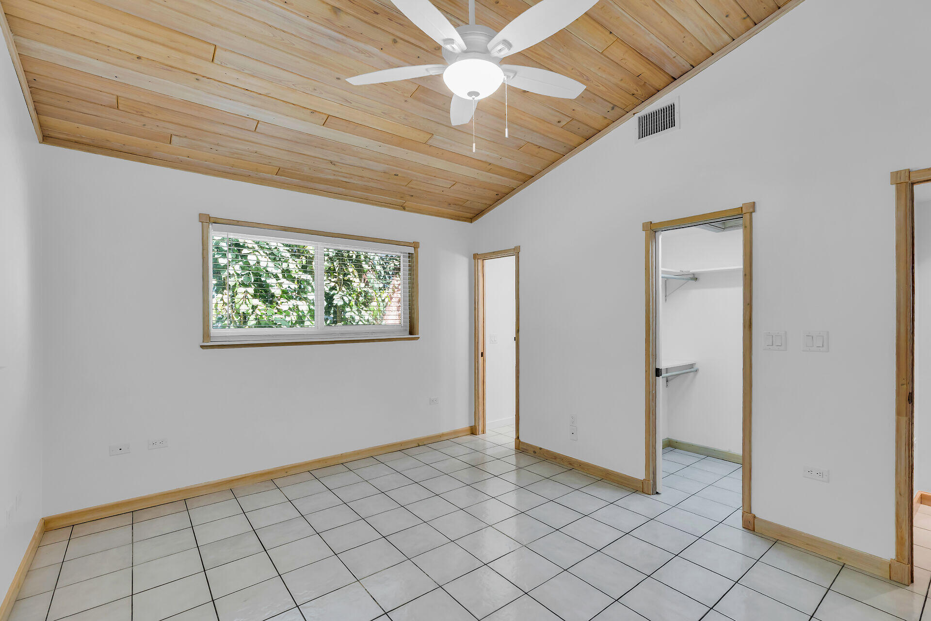 320 Sound Drive Key Largo, FL 33037 - Photo 31 of 48 a view of an empty room